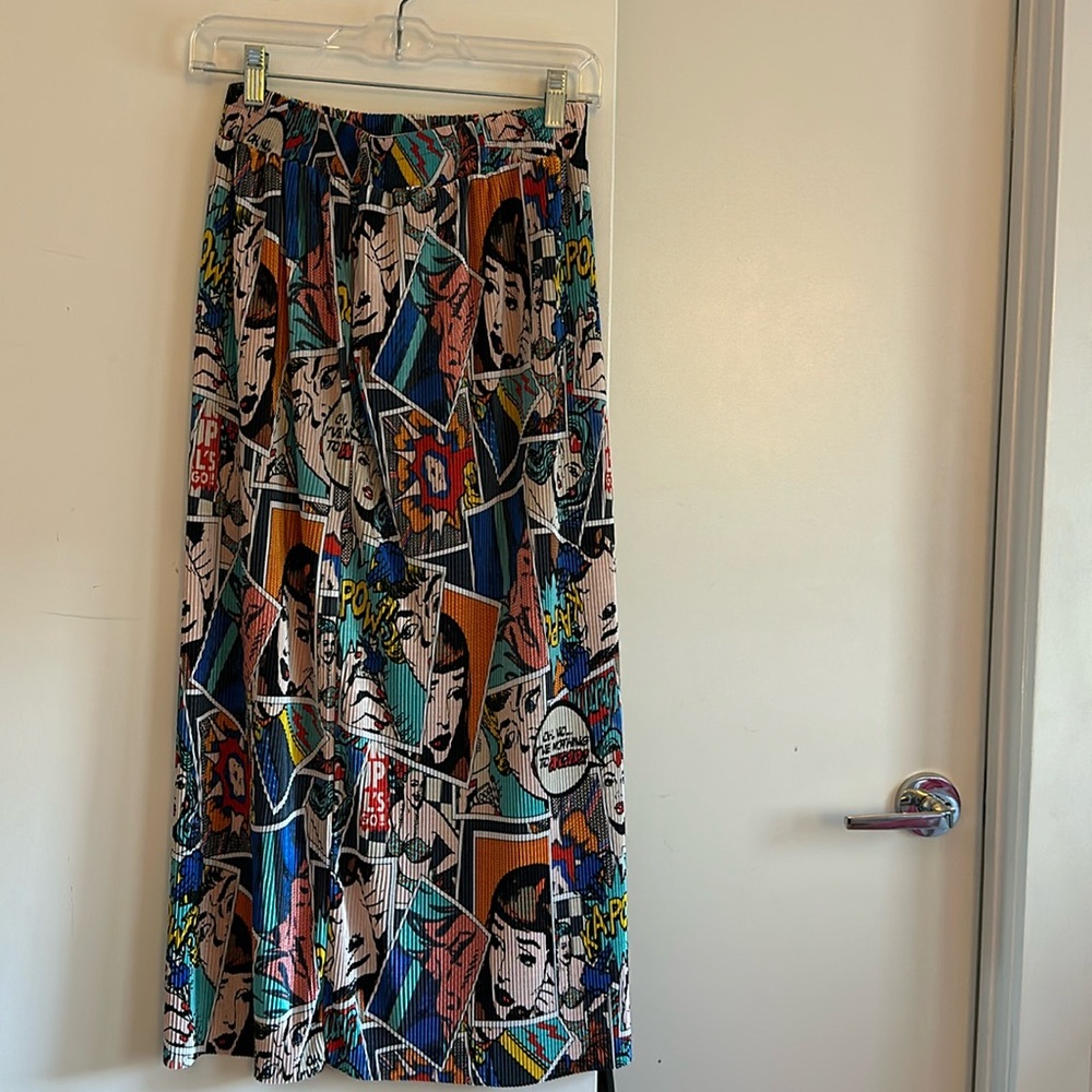 NWT comic book print midi skirt
